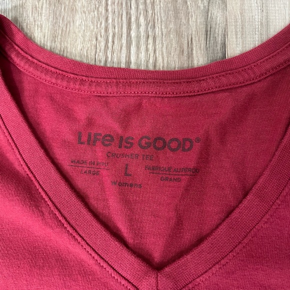 Life Is Good "Dachshund and Daring" V-neck Crusher Tee Size Large - Picture 5 of 10